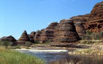 An image of a ridge formed of sedimentary layers