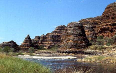 Weathering, erosion, landforms and regolith Weathering, erosion, landforms and regolith